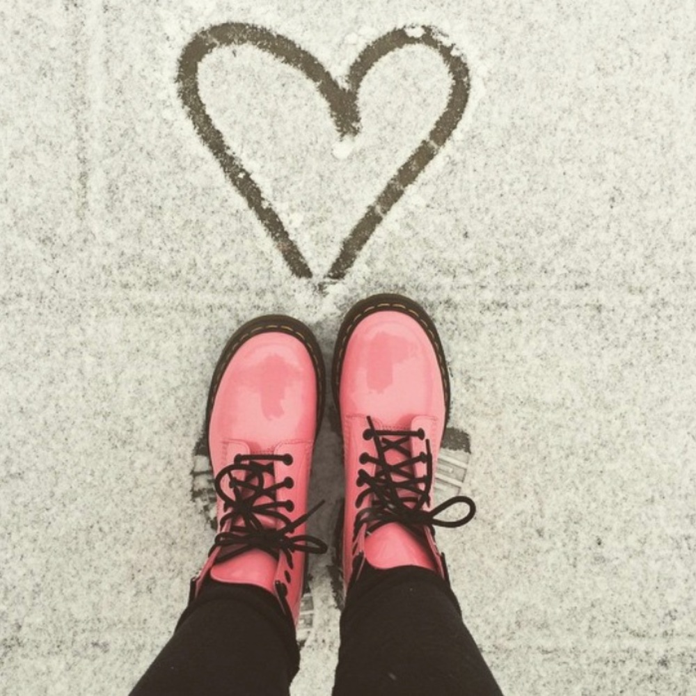 Dr. Martens - light pink patent leather women’s 8